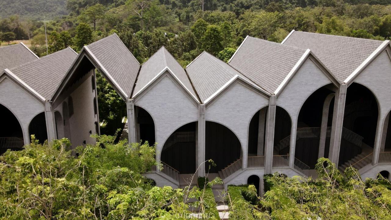 Hotel Labaris Khao Yai Mu Si Zewnętrze zdjęcie